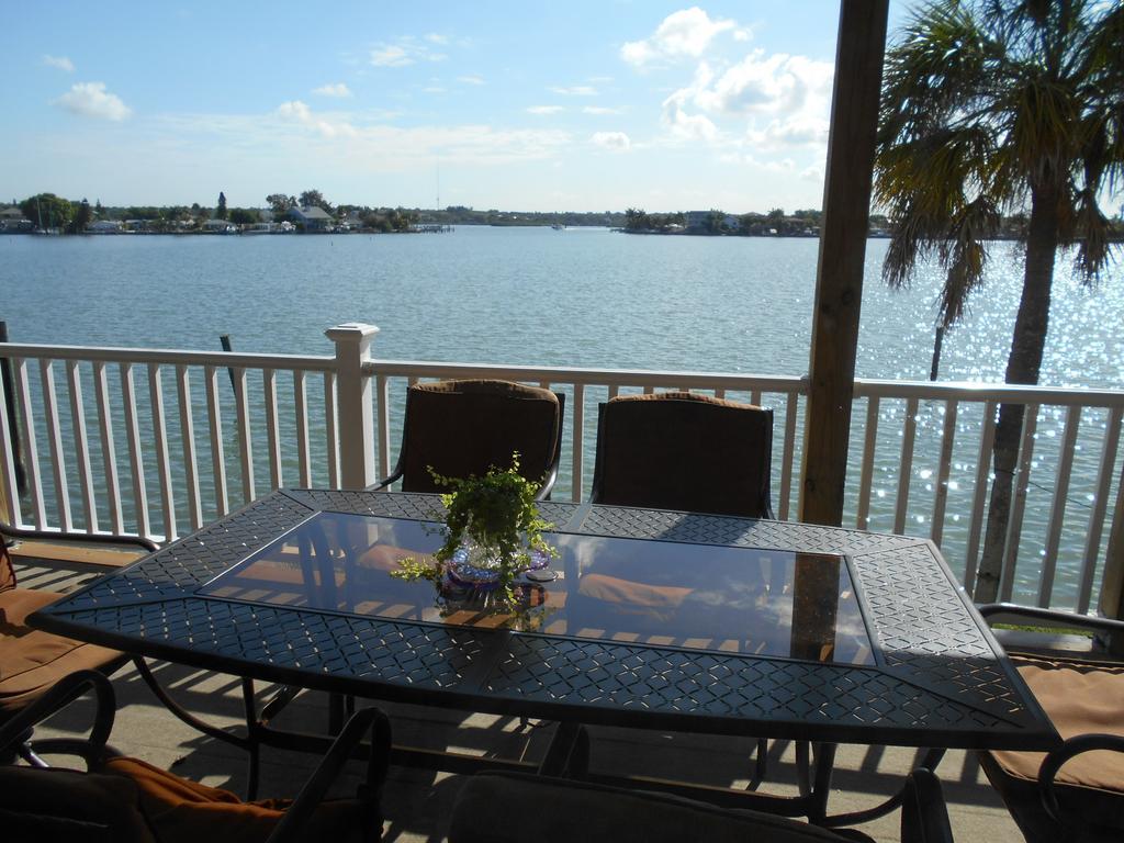 3000 Sq Ft Beach And Bay Condo St. Pete Beach Exterior foto